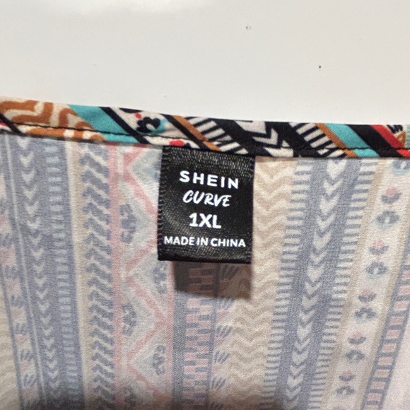 Geometric Patterned Dress - Picture 2 of 4